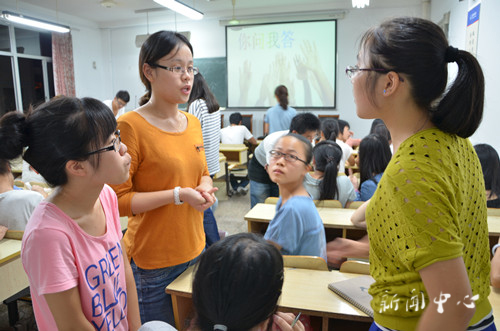 初来新校疑惑多，学长学姐齐交流