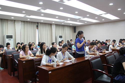 我院组织学生参加校第二十八届学生议事会