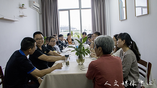 人文学院举行课程学习师生交流会