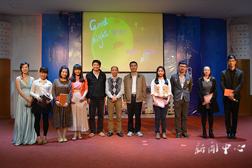 以诗为伴,畅游古今