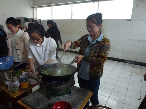 人文学院成功举办厨艺PK大赛